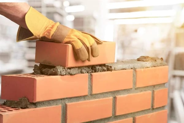 Кладка кирпича